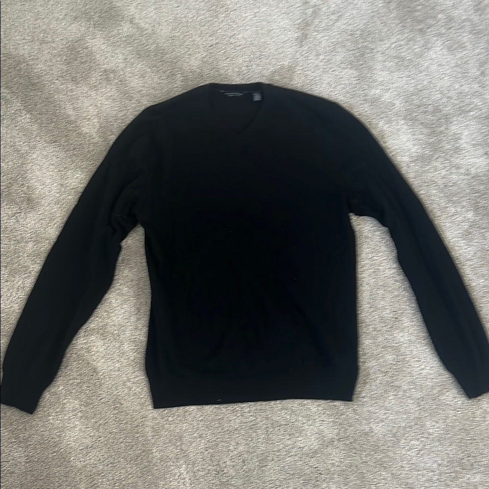 Saks Fifth Avenue Black Cashmere Sweater